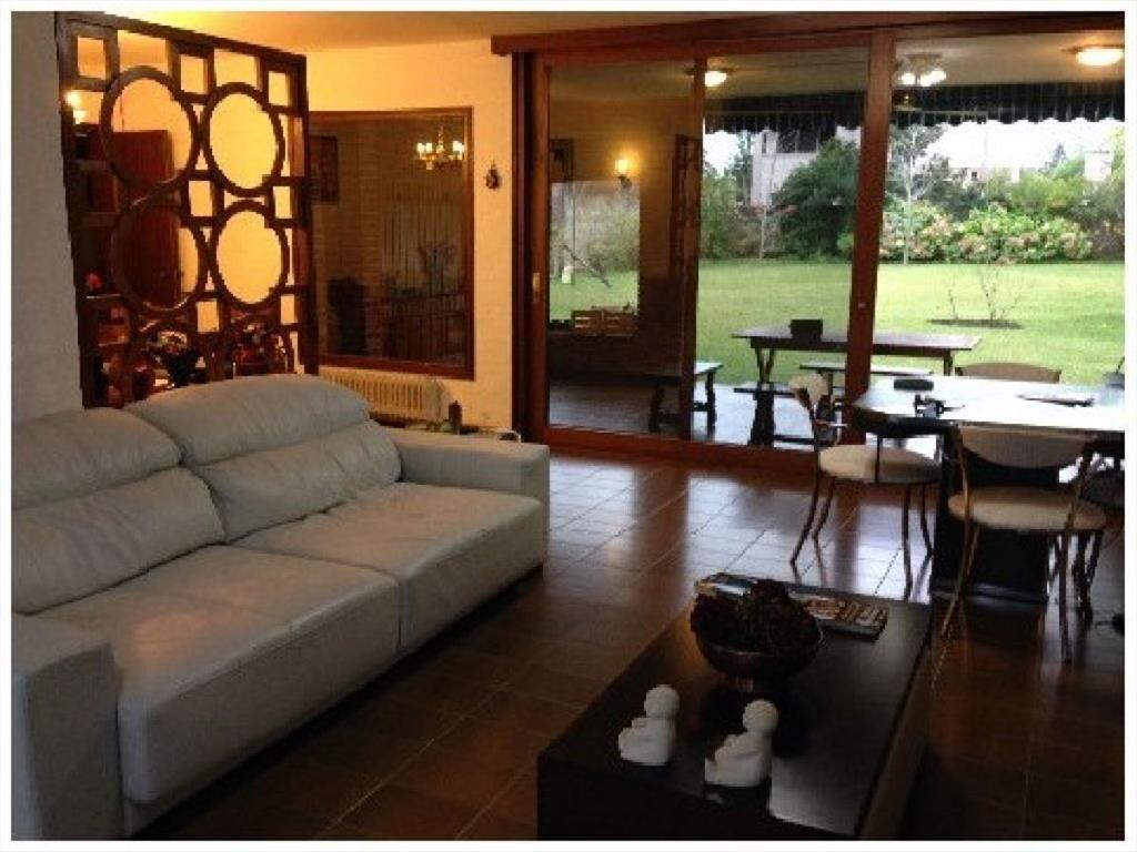 CASA EN UNA ZONA MUY RESIDENCIAL EN MANSA