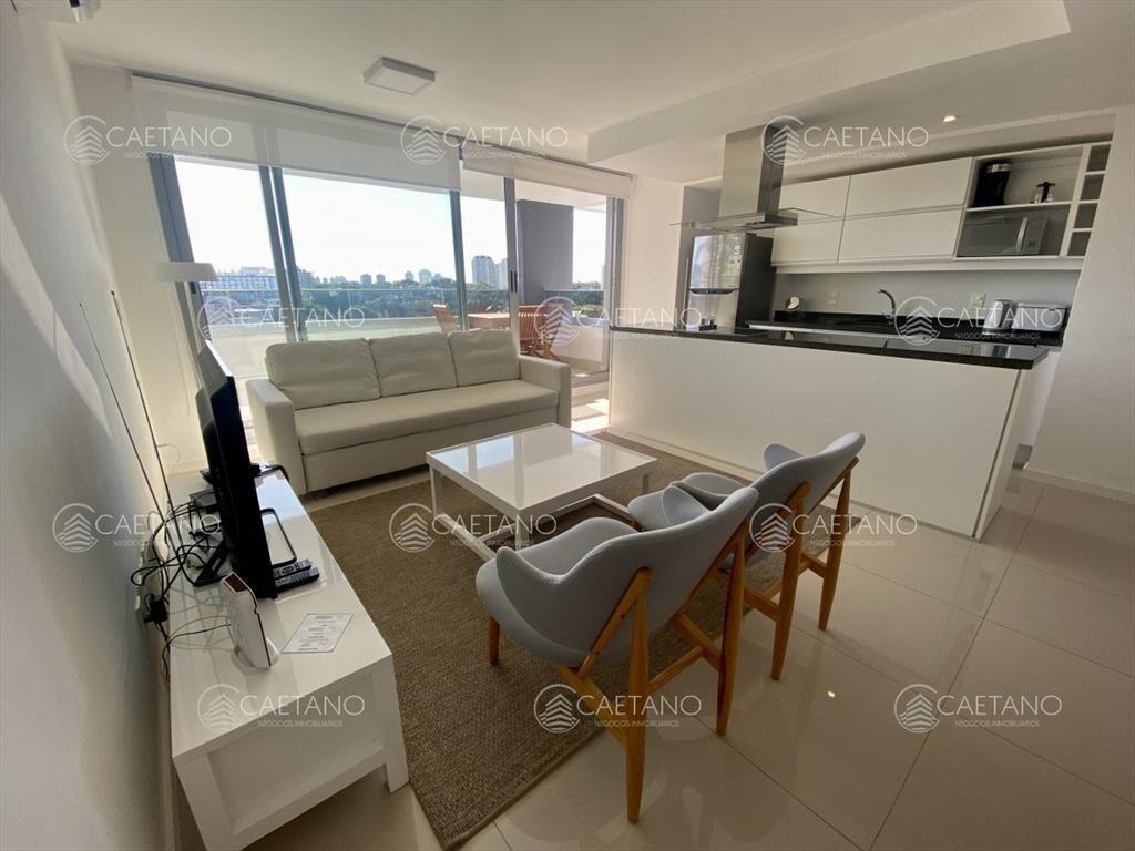 Venta apartamento 2 dormitorios. Playa brava, Punta del Est
