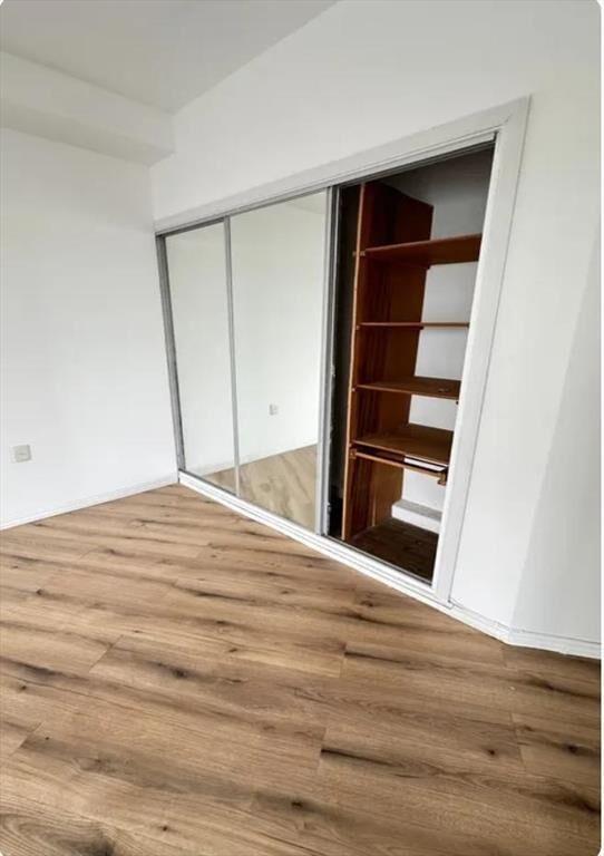 Alquiler Apartamento tres dormitorios dos baños con Vista a