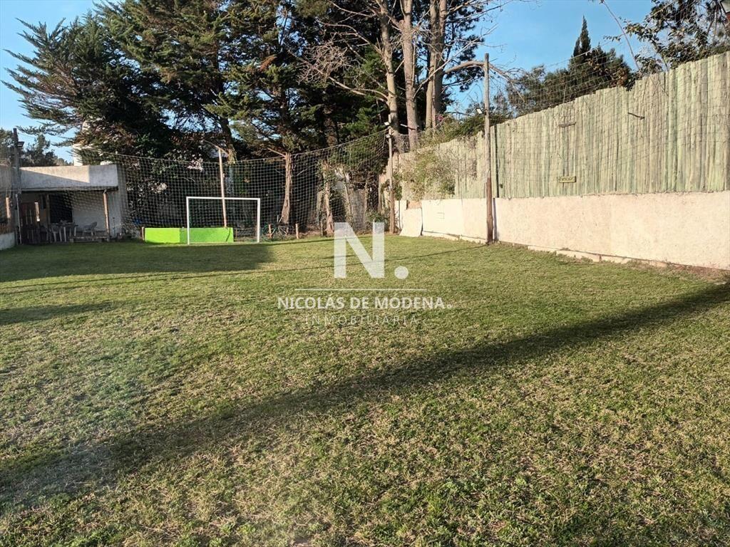 En venta y alquiler temporal casa de 4 Pinares,