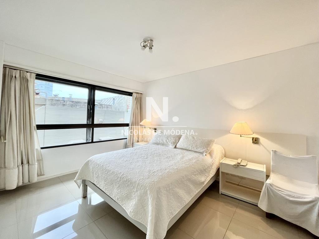 Departamento Reciclado  en Venta de 3 Dormitorios