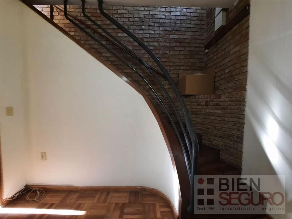 Cómoda casa de 2 plantas en venta en Pocitos