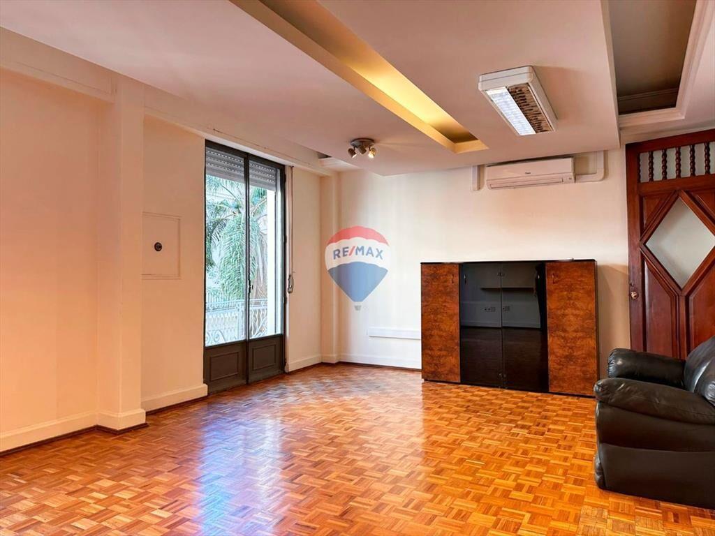 ALQUILER OFICINAS CIUDAD VIEJA PISO COMPLETO