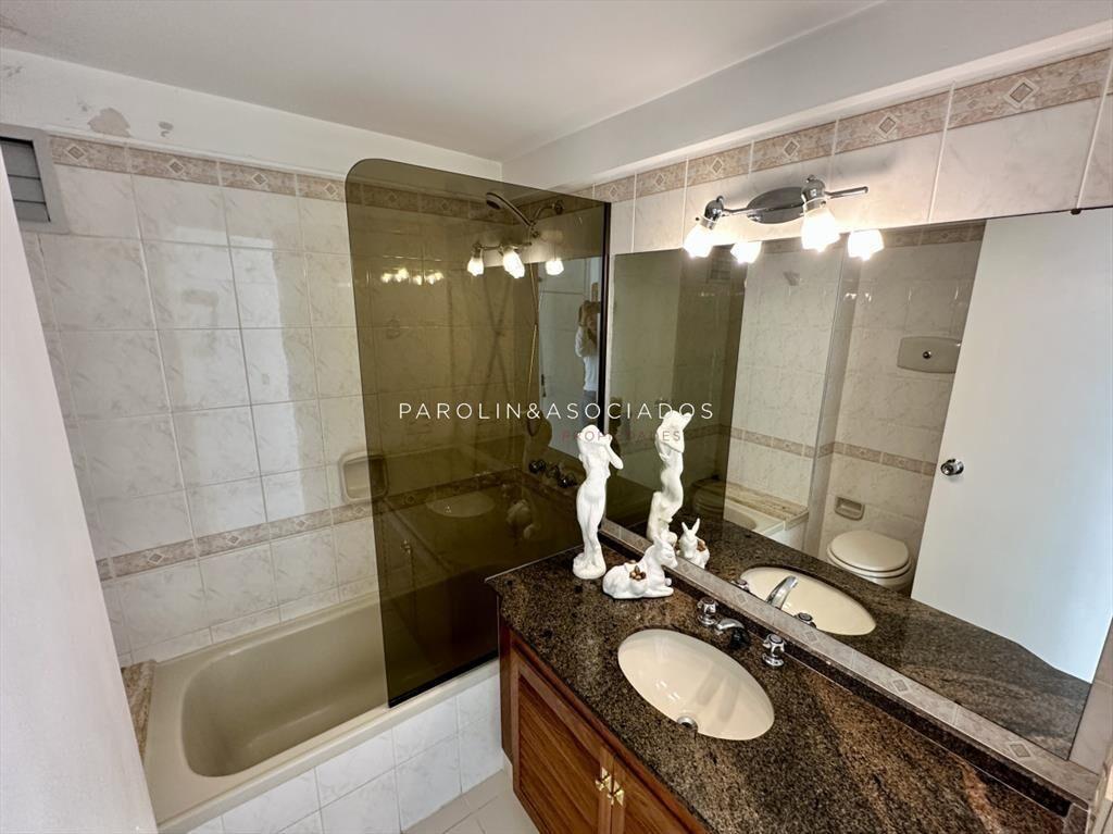 Departamento en Venta de 2 dormitorios en Torre