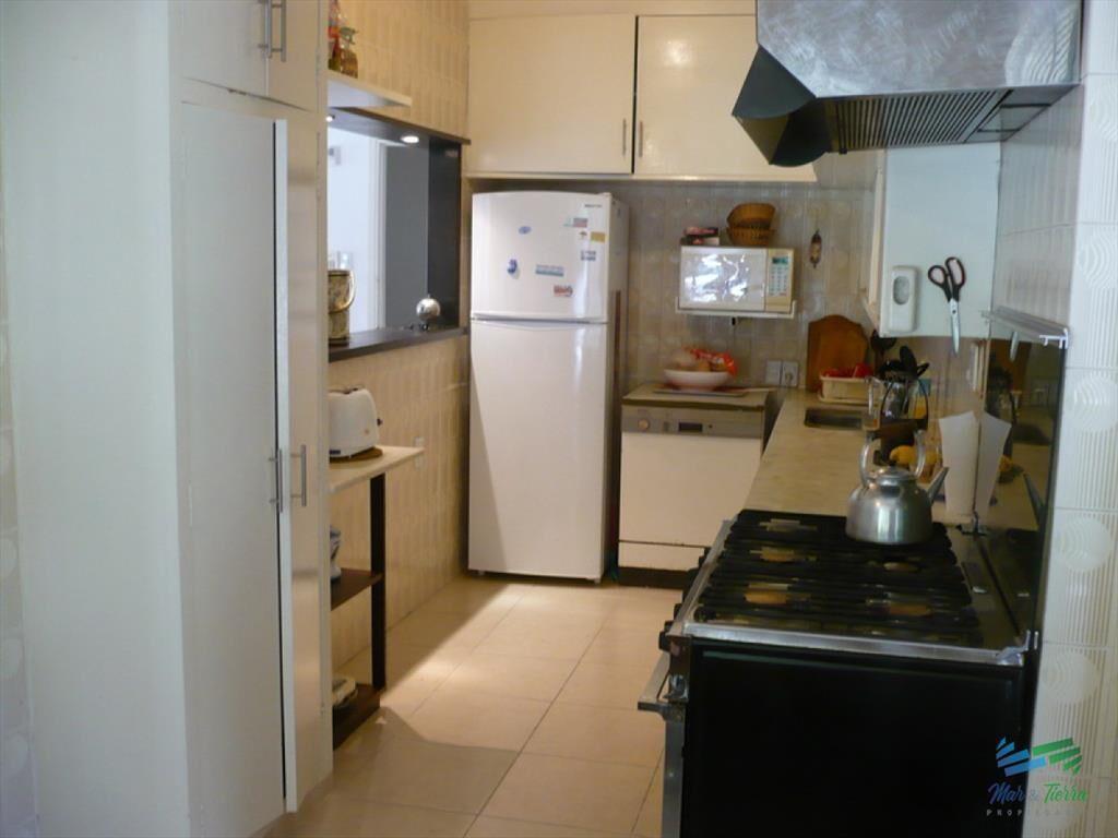 Vendo casa 3 dormitorios con piscina en RincÃ³n