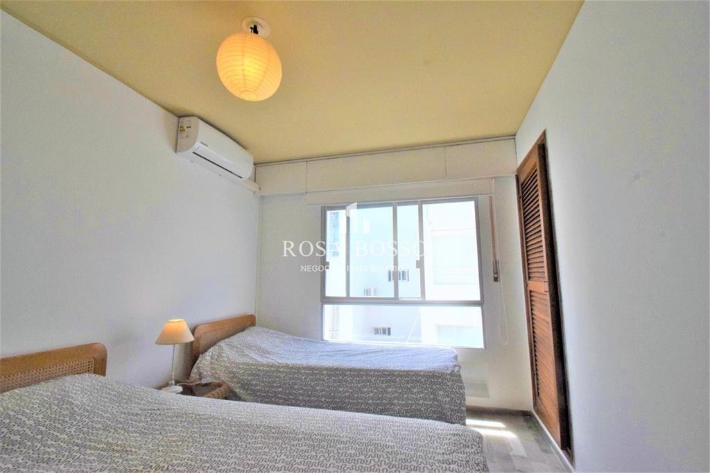 VENTA, Apartamento, 3 dormitorios, con vista, del