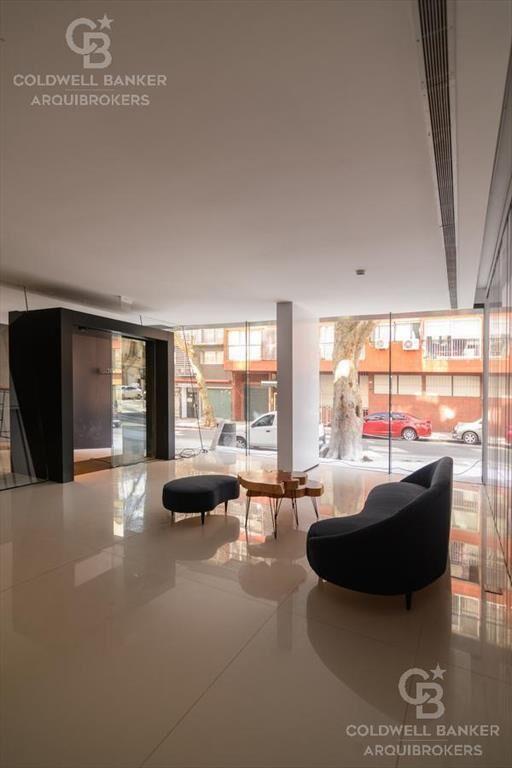 Venta apartamento penthouse cuatro dormitorios con renta en