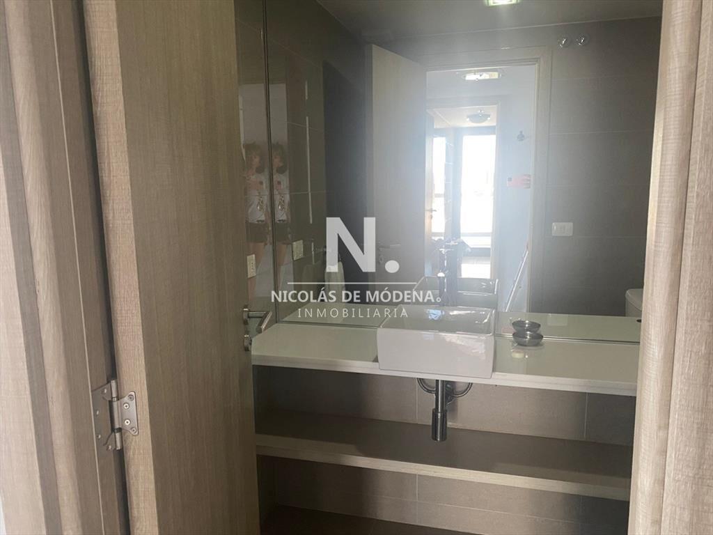 Apartamento en Venta de 2 dormitorios en Edificio