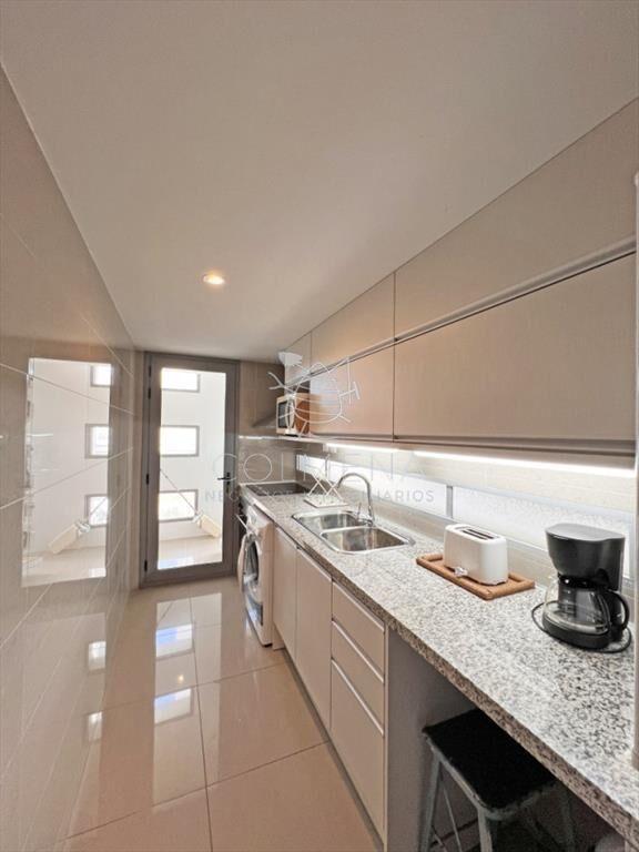 Apartamento en venta y alquiler anual 2 Torre