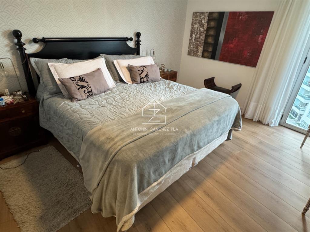 BRAVA A 100 METROS DEL MAR CON SERVICIOS