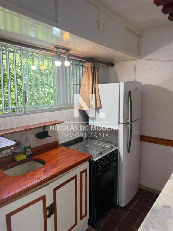 En venta apartamento de 1 dormitorio con privado
