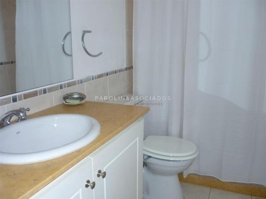 Casa en venta de 4 dormitorios en Montoya, Punta del Este.