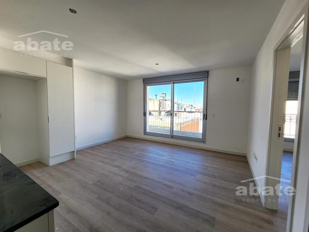 Venta apartamento 1 dormitorio en Cordón piso alto