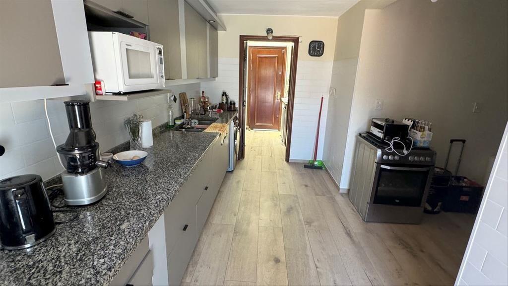 VENTA DE RESIDENCIA 5 DORMITORIOS PROXIMO A RAMBLA