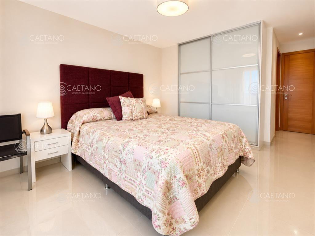 Apartamento en Venta - Punta del Este, Playa