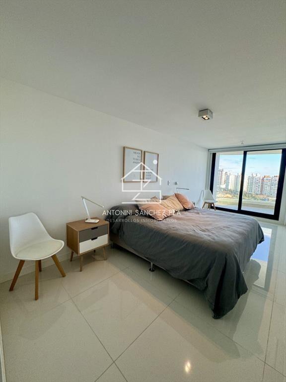 Apartamento en venta de 3 suites, en Aidy Grill,