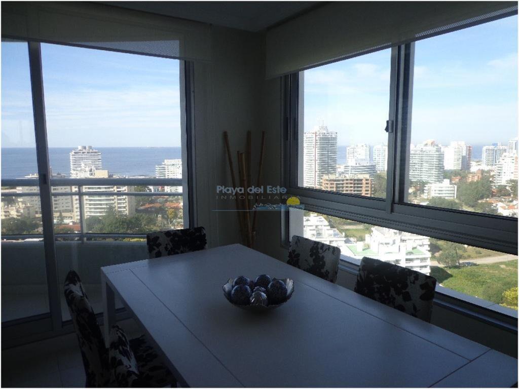 Apartamento en Venta de 2 dormitorios en Punta ,