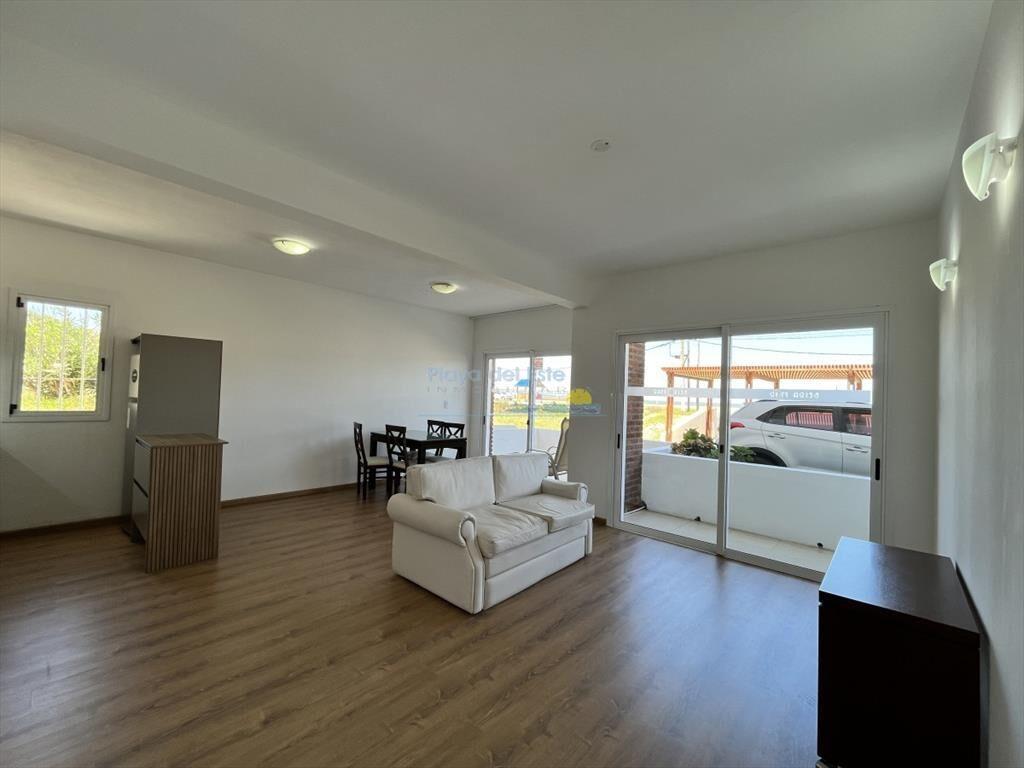APARTAMETNO EN VENTA FRENTE AL MAR