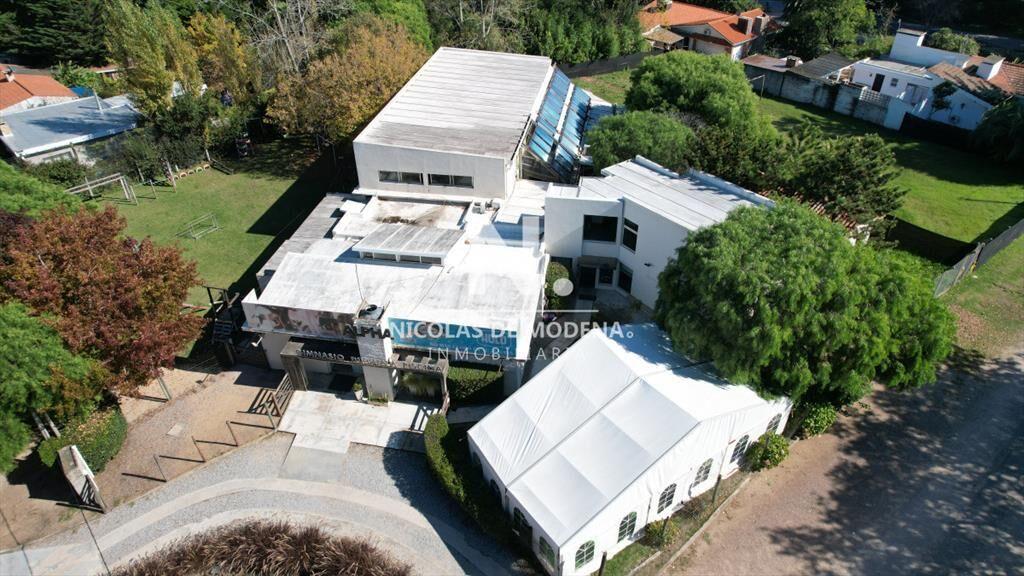 Vende terreno para desarrollar edificio, Punta