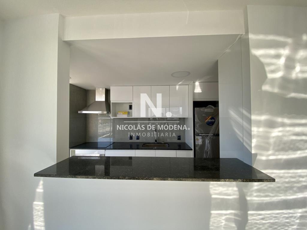 Apartamento sobre Roosevelt