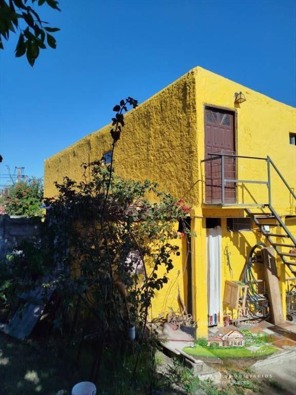 Venta de casa y local comercial