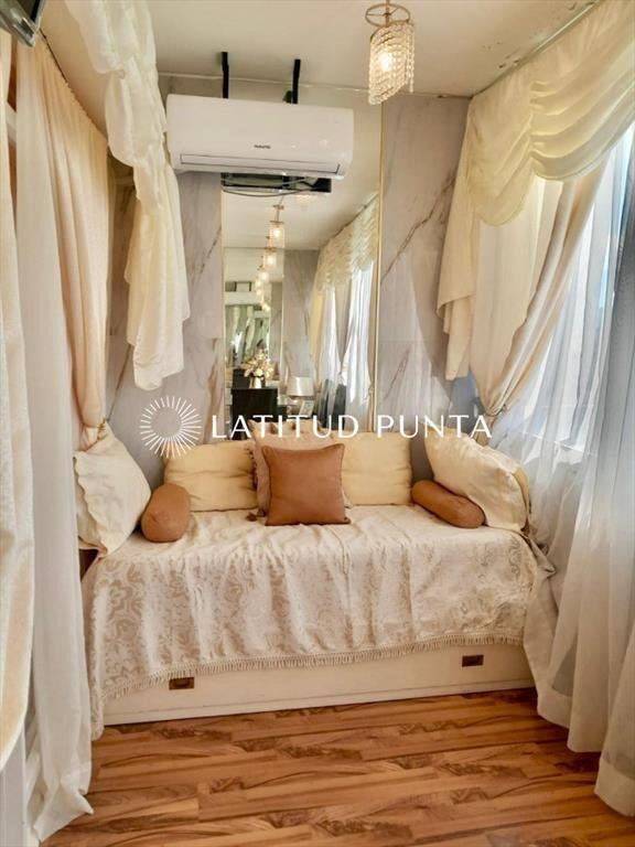 Apartamento 1 dormitorio y medio. Mansa