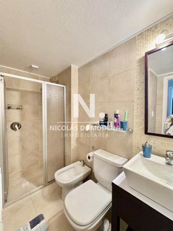 Venta apartamento en playa mansa 2 dormitorios 2 baños y p