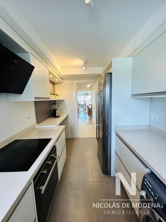 Apartamento en Venta, Playa Mansa, Punta del Este 2 dormito