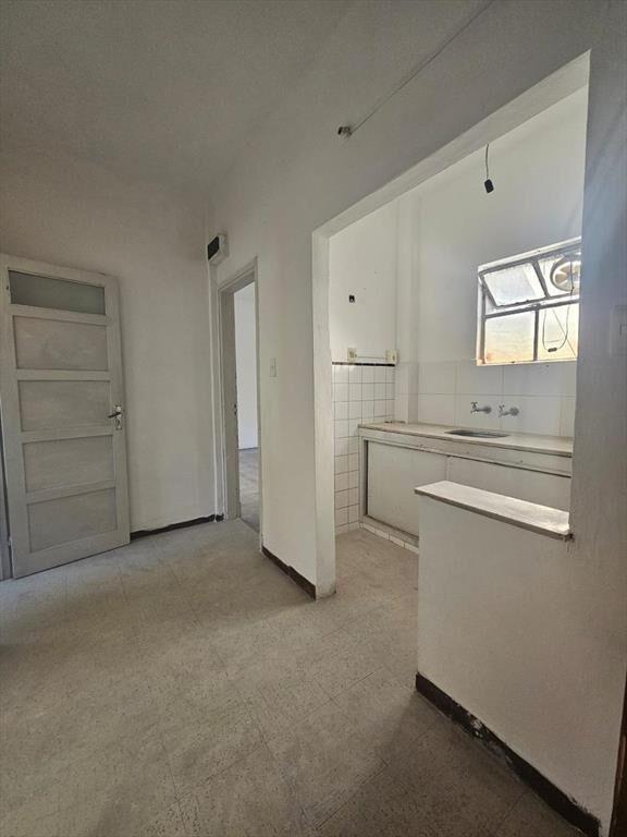 Venta apartamento un domitorio, alquilado - Barrio Sur. Ren