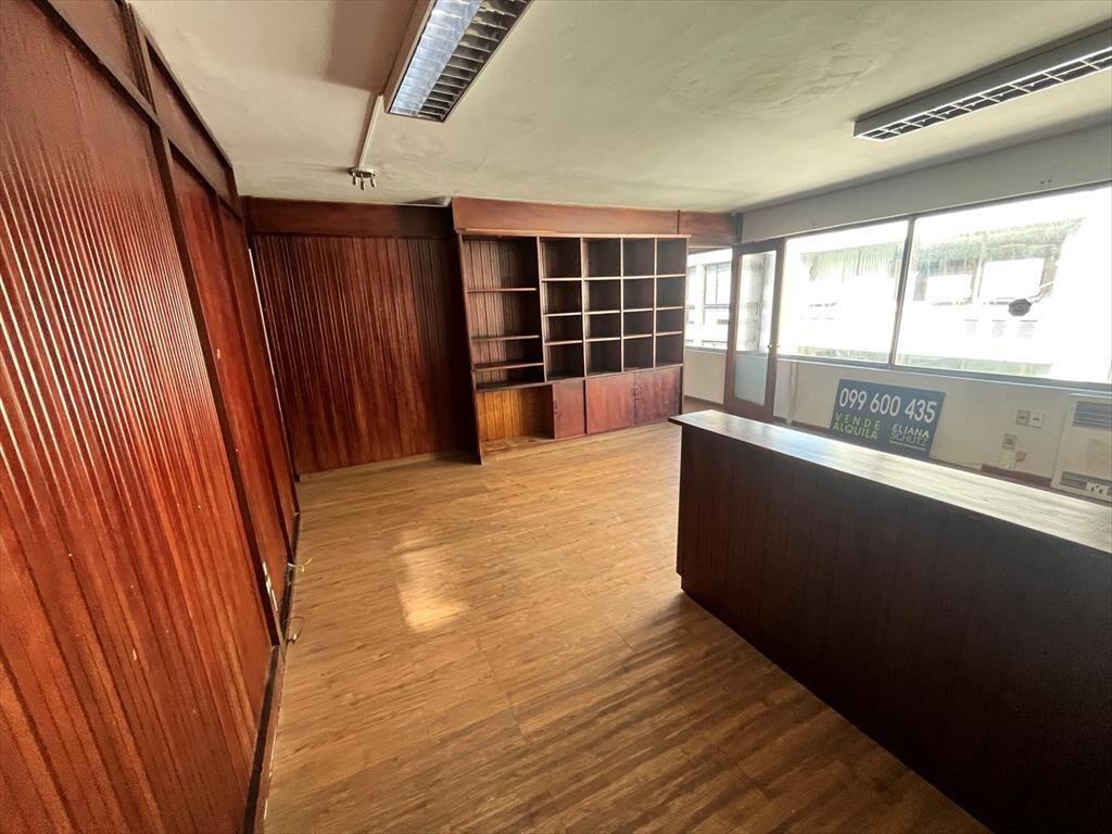 Venta o Alquiler oficina Ciudad Vieja con garaje