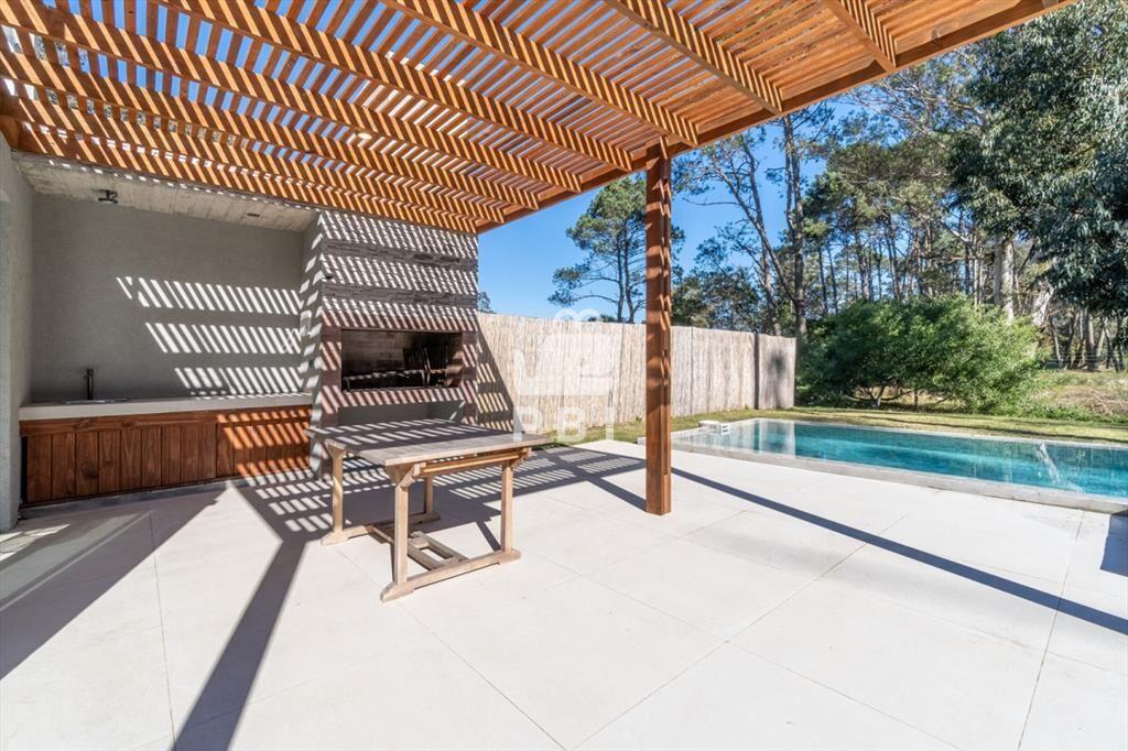 Casa en alquiler anual e invernal en Solanas Country, Punta
