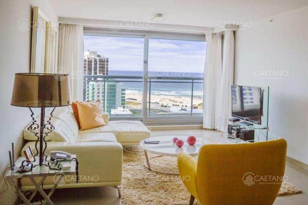 En venta apartamento en Punta del Este, zona La