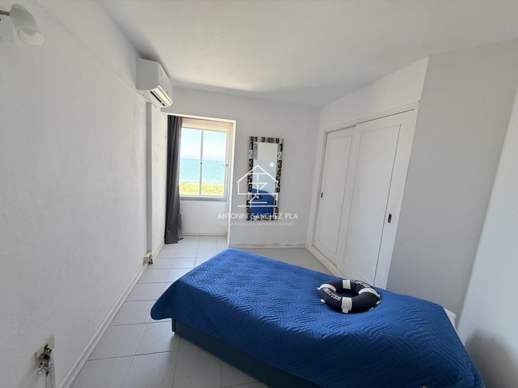 Venta apartamento 3 dormitorios primera linea,