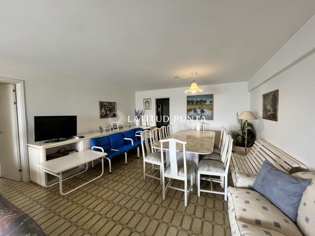 Apartamento en Peninsula, 3 dormitorios