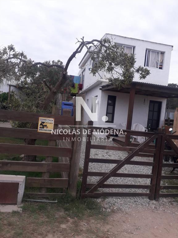 2 casa en ph en venta en La Juanita, ideal para