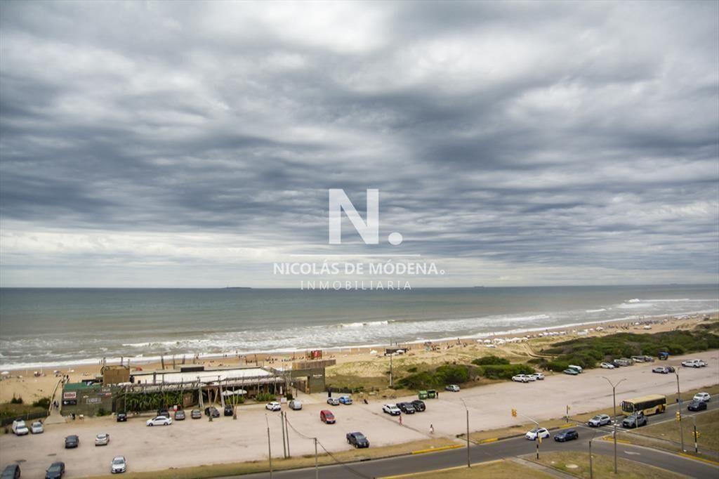 venta apartamento de 3 dormitorios en Punta del Este