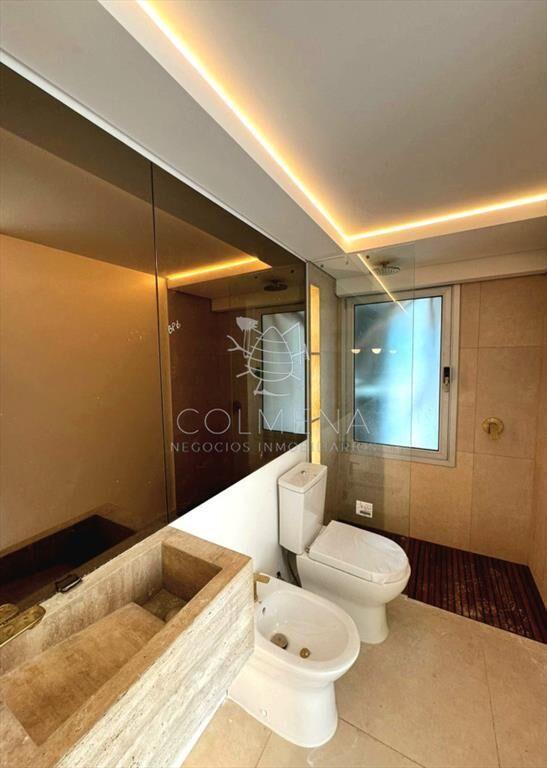 Amplio apartamento en Primera línea de playa del