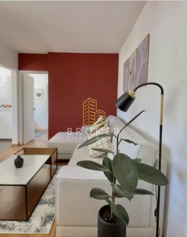 Venta apartamento 1 dormitorio y medio punta del