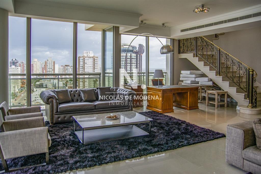 Impresionante penthouse frente al mar.  Torre