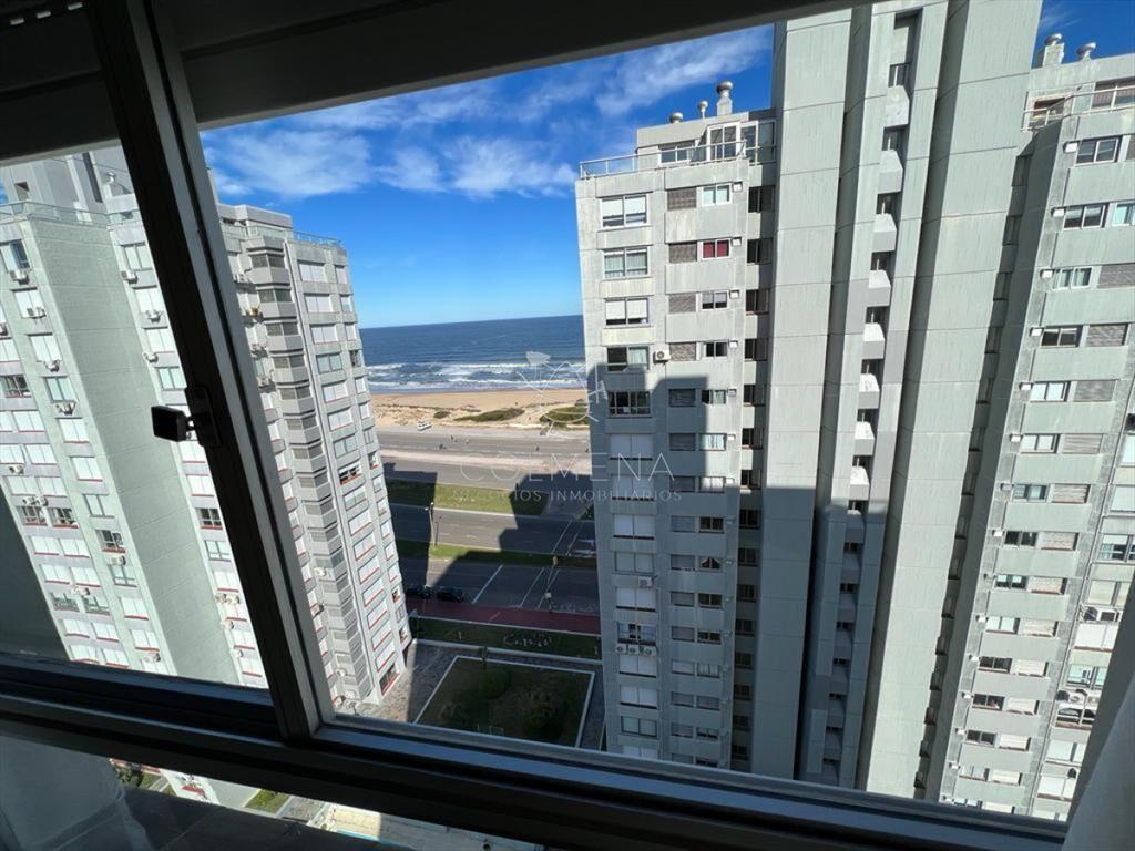 Apartamento en playa brava