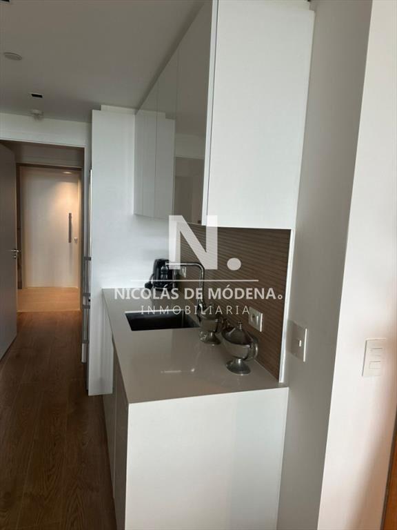 APARTAMENTO EN TORRE TRUMP DE 1 DORMITORIO Y 2