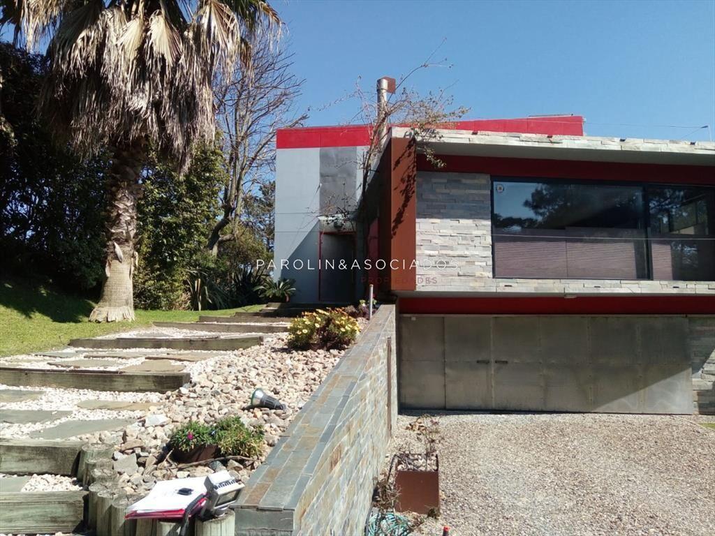 Hermosa casa en venta de 2 dormitorios en RincÃ³n