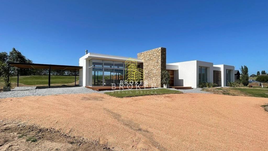 Venta De Casa En Pueblo Mio Manantiales, 4
