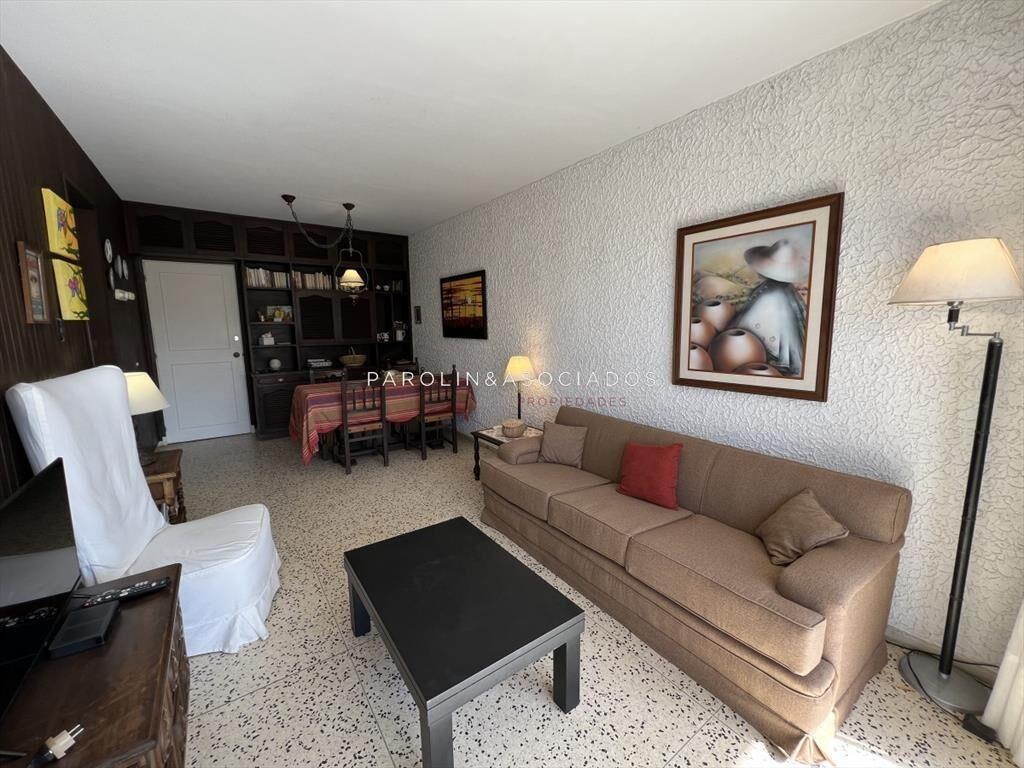 Apartamento en venta de 2 dormitorios en Península, Punta