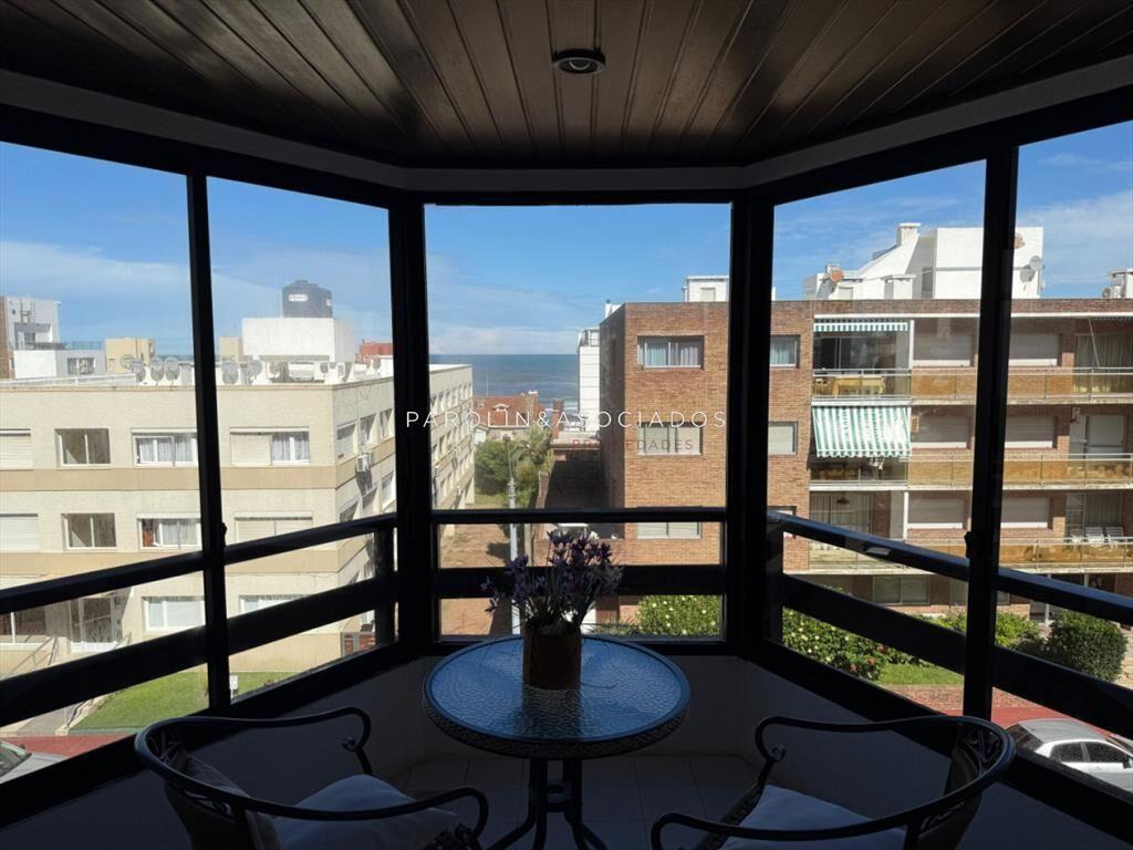 Departamento en Venta de 3 Dormitorios Peninsula,