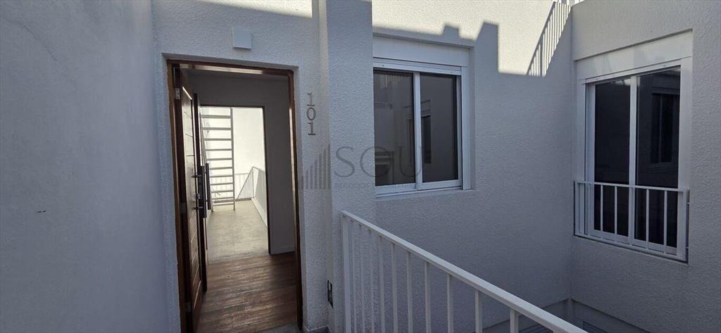 VENTA APARTAMENTO CON RENTA 1 DORMITORIO Y TERRAZA CON PARR