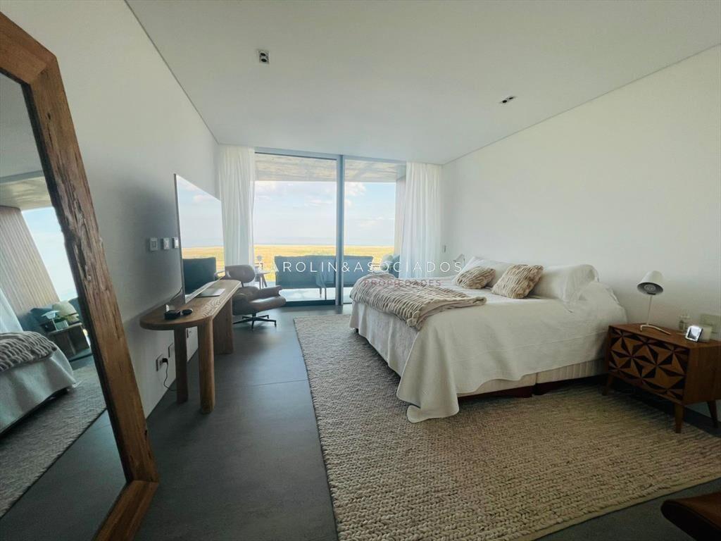 Departamento de 3 Suites en venta The Colette, Punta del Es
