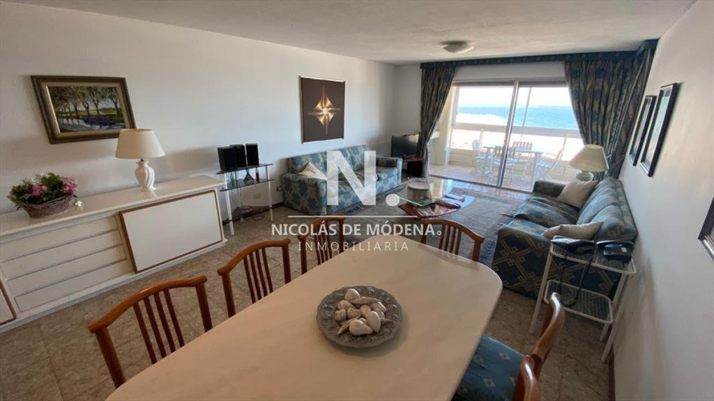 Apartamento en venta de 3 dormitorios en Primera