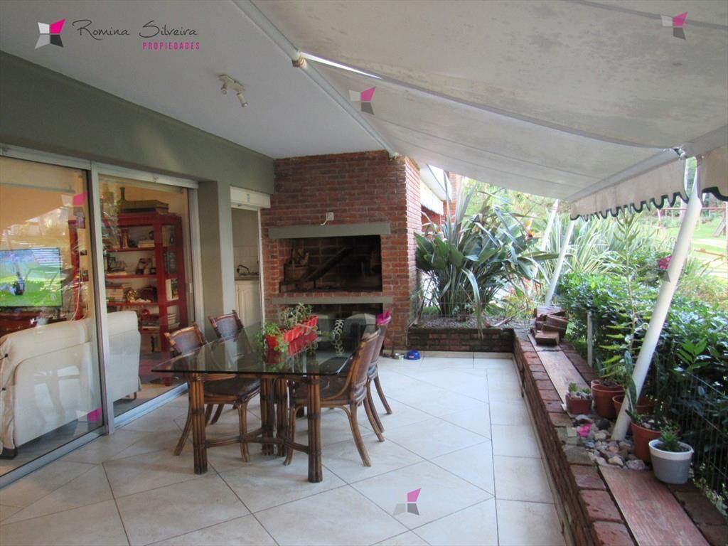 Apartamento en venta y alquiler de 3 dormitorios