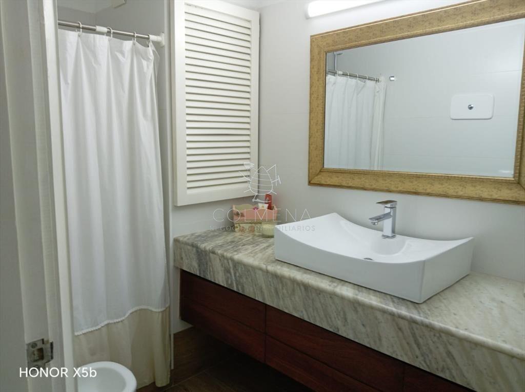 Apartamento en Venta y Alquiler, Mansa, Punta del